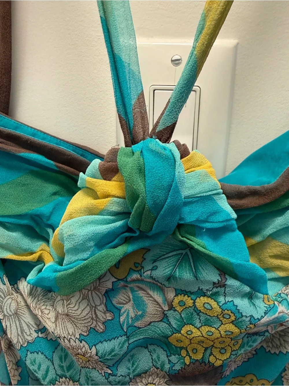 VINTAGE BCBGMAXAZRIA Y2K Boho Two-Piece Silk Scarf Dress & Matching Cape/Overlay